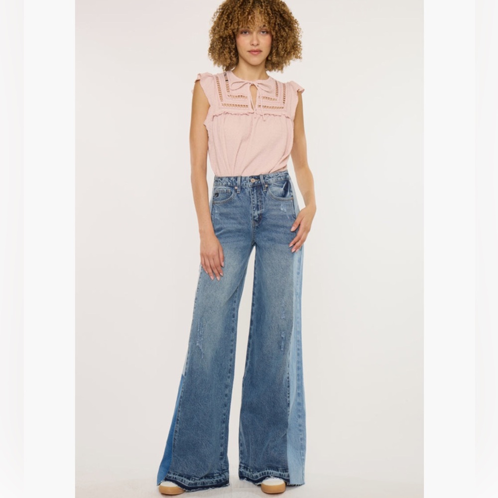 NWT KanCan Clover High Rise Wide Leg Jeans Sz 11/29